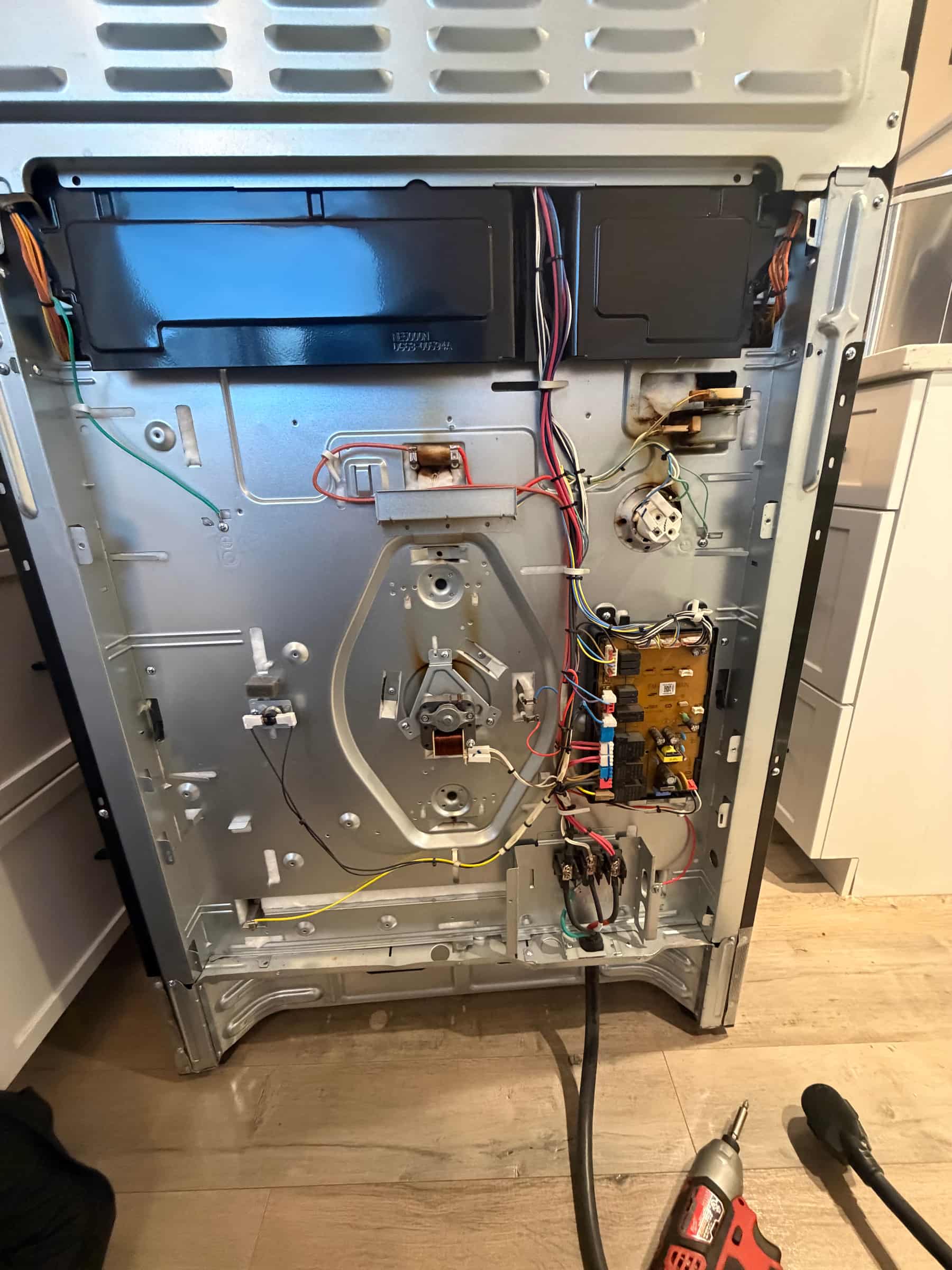 Oven heating issue diagnosed and repaired in Halifax.